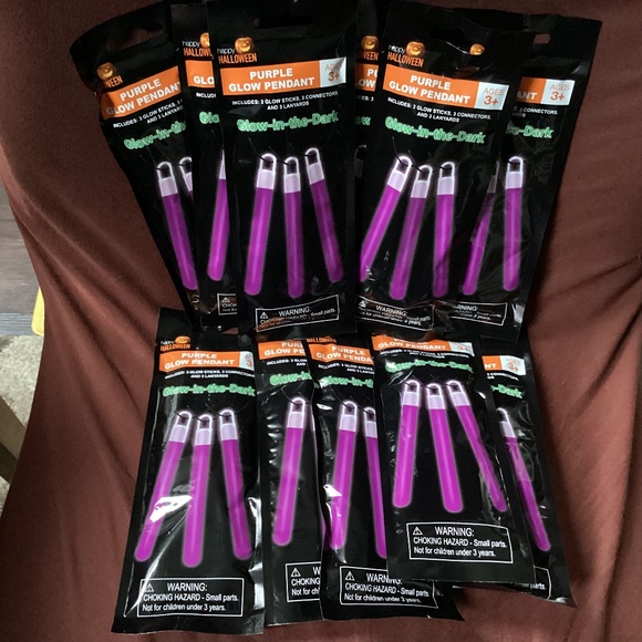 Happy Halloween Purple Glow Pendant Glow-In-The-Dark Bundle New/Sealed - Picture 1 of 6